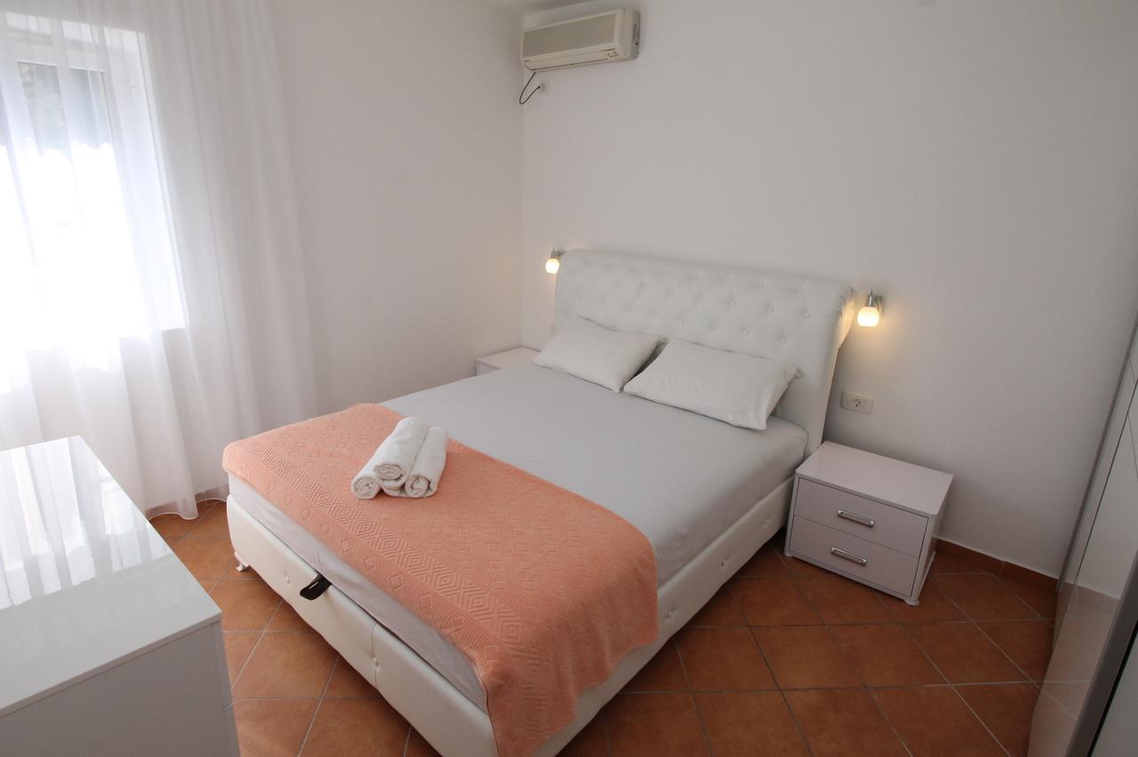 Luxury Apartment Stefan Sveti Stefan Buitenkant foto
